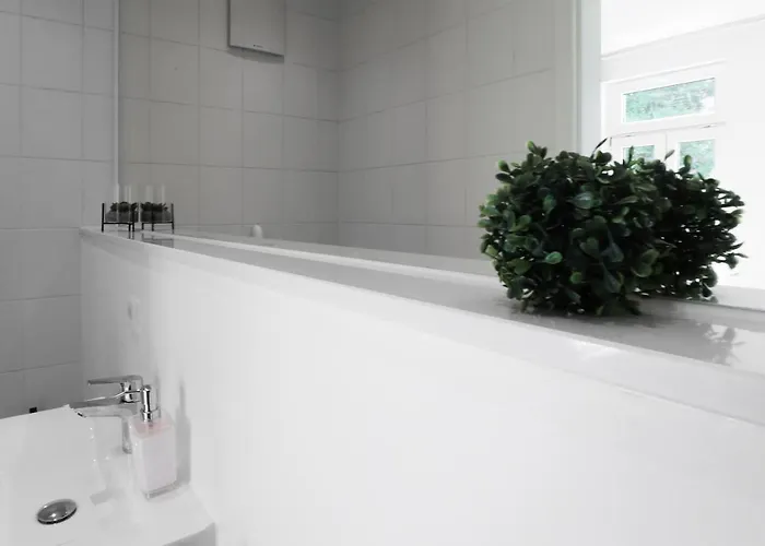 Bohnapartments Am Anger - Zentrum - Vollausstattung - Wlan شقة